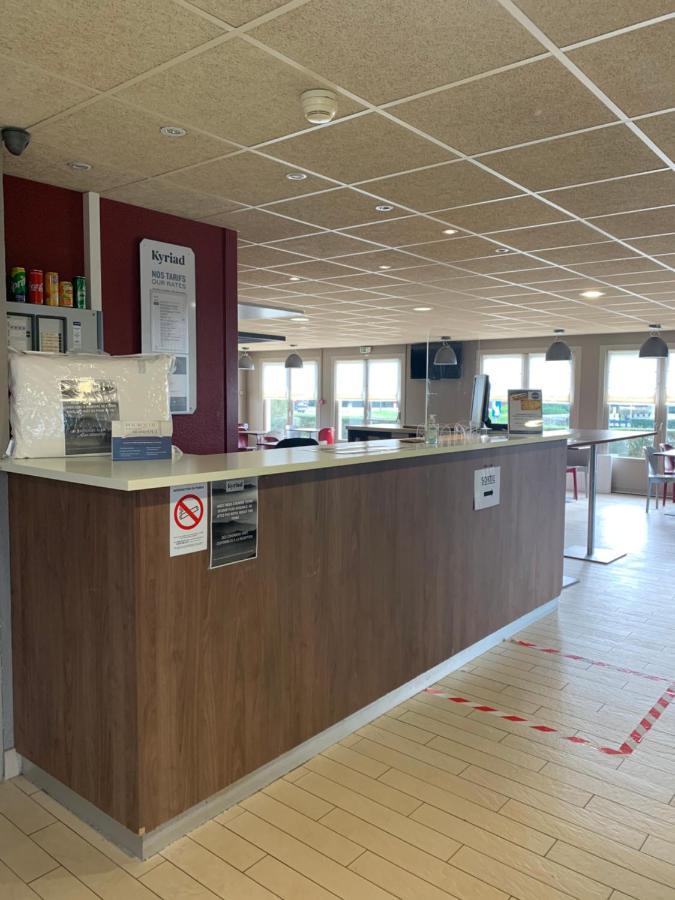 Kyriad Chateauroux - Saint-Maur Bagian luar foto