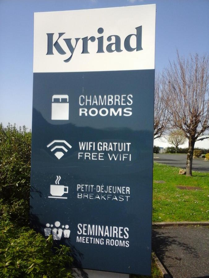 Kyriad Chateauroux - Saint-Maur Bagian luar foto